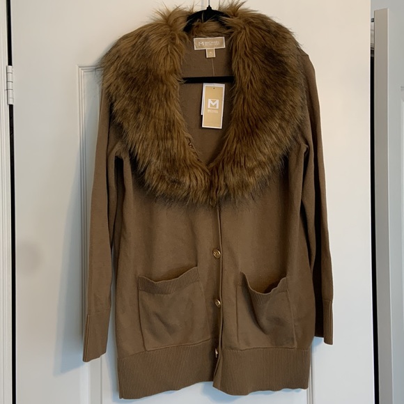 ⚠️SOLD⚠️ Michael Kors Cardigan with Faux Fur Neckline - Picture 1 of 8